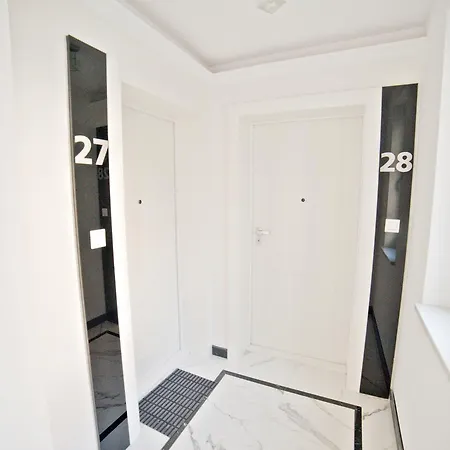 Grand Tartaczna Deluxe Apartment